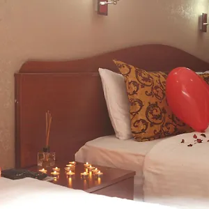 Otel Kaya, İstanbul